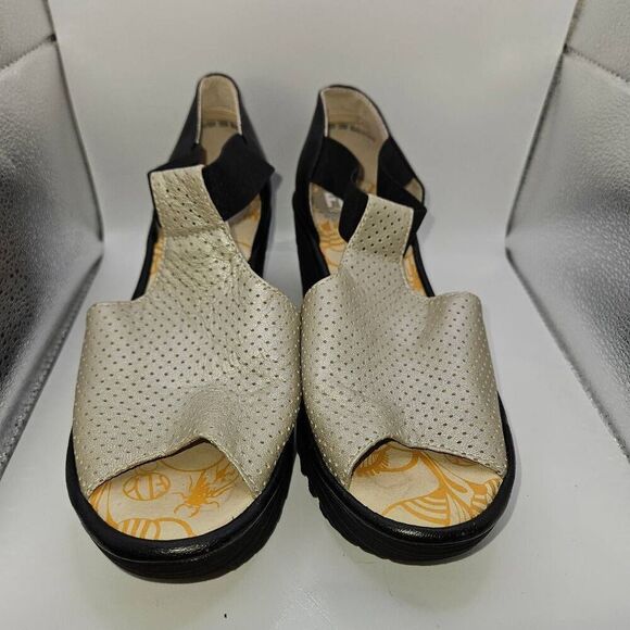 Fly London Yall Silver Perforated Leather Platform  Wedge Sandal Women Size 8 - Picture 1 of 7